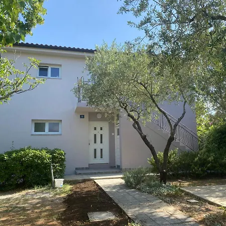 Gardenview - New! Apartment Krk Town